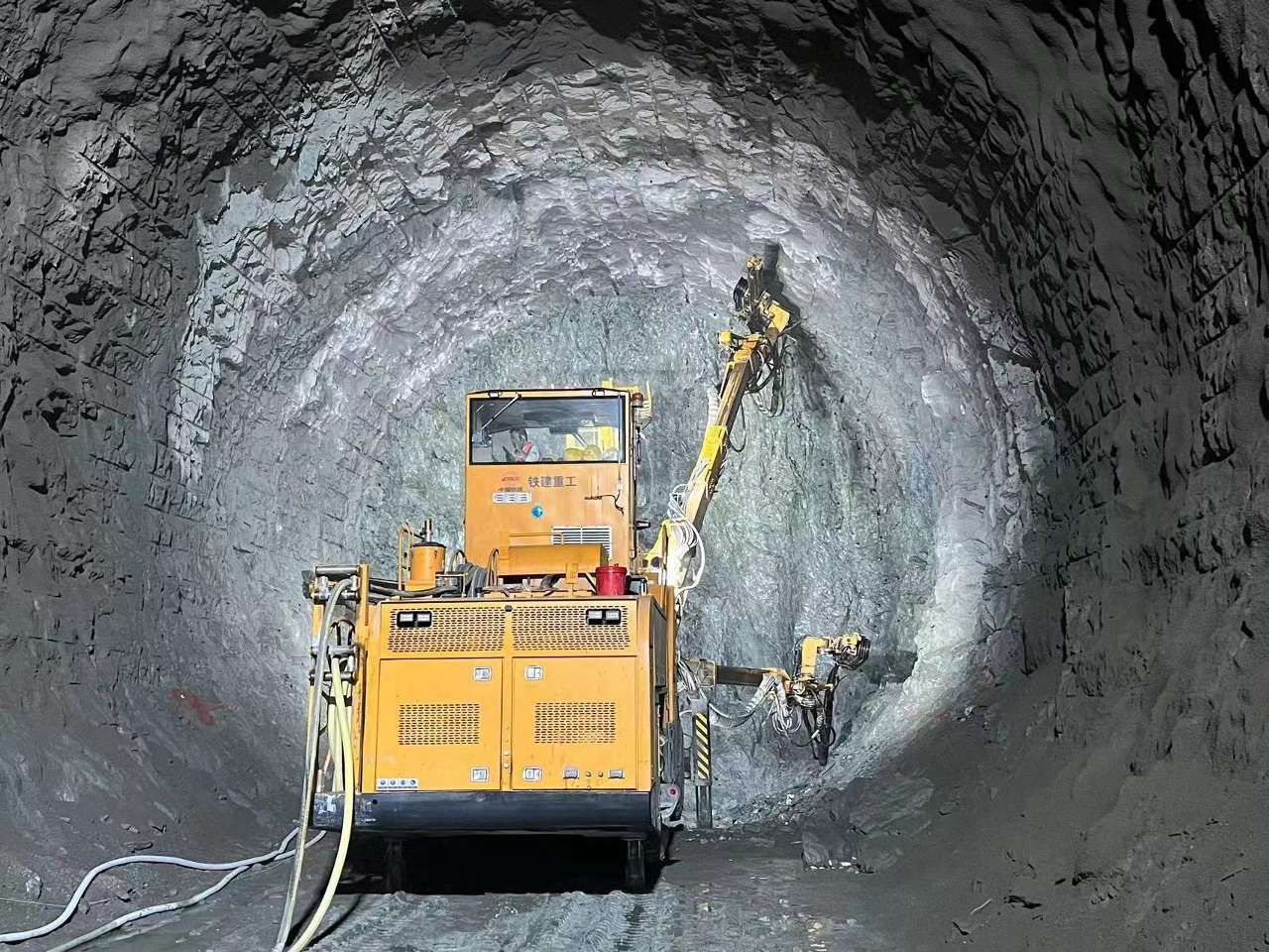 鐵建重工鉆爆法隧道裝備助力引江補漢工程再創佳績